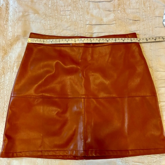 en saison Skirt Sz. XS - Picture 4 of 5